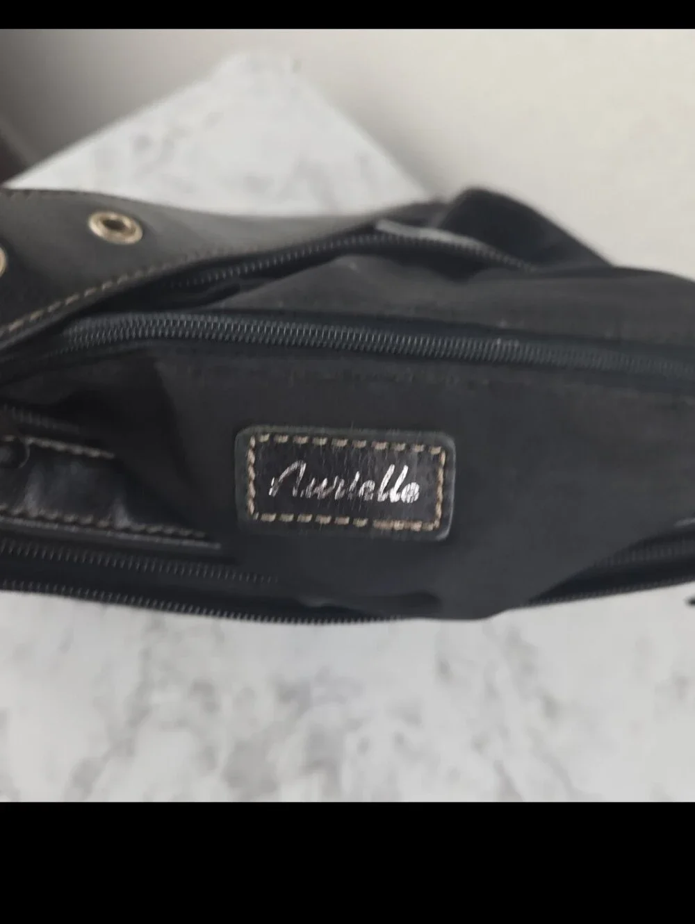 Aurielle Shoulder Bag - Picture 11 of 12